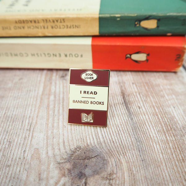 'I Read Banned Books' Enamel Pin