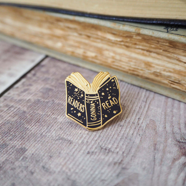'Readers Gonna Read' Enamel Pin